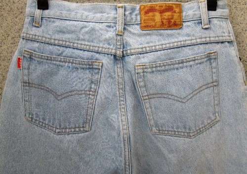 Vintage High Waisted Light Blue Denim Jeans - Size 38 (Waist 76cm, Hip 112cm)