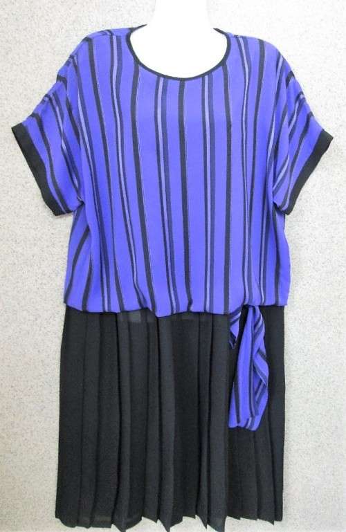 Vintage Purple & Black Silky Feel Polyester Dress - Size 40