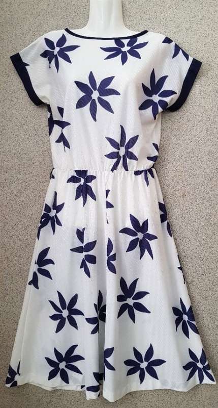 Vintage Polyester Patterned Dress - Size 34
