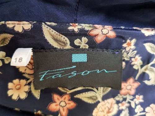 Floral Patterned Polyester/Rayon Longer Length Shirt - Size 42