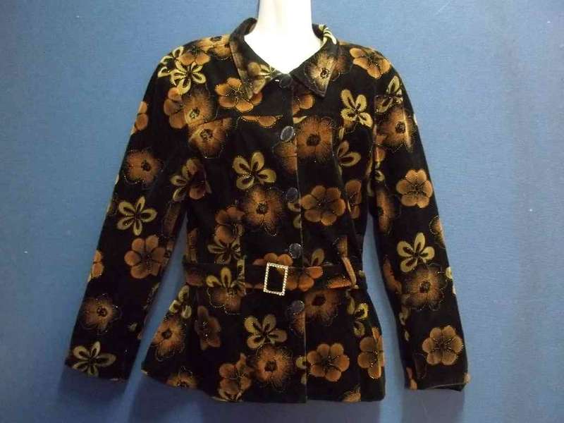 Lined Black Velvet Patterned Jacket - Size L