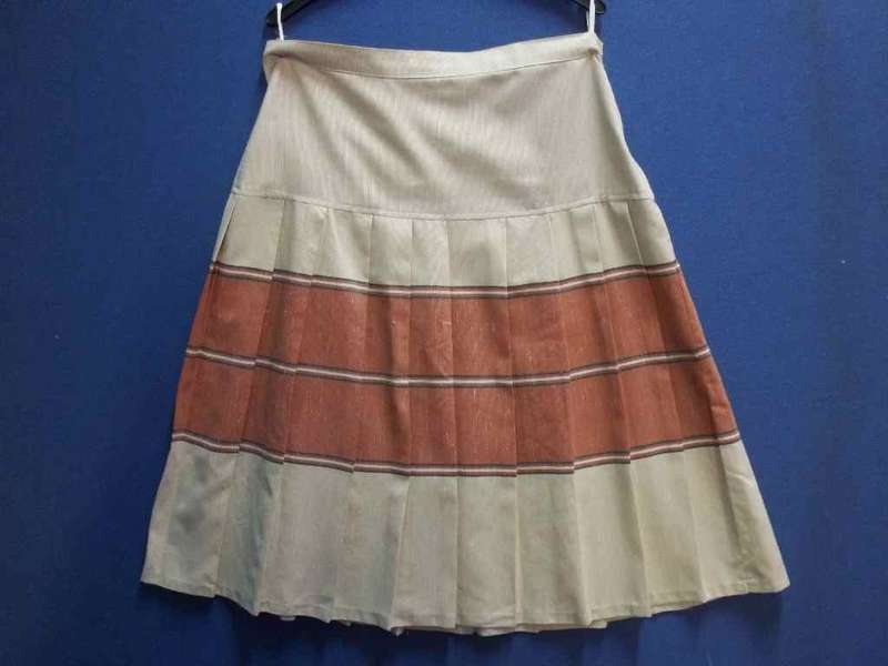 Vintage Pleated Skirt - Waist 84cm