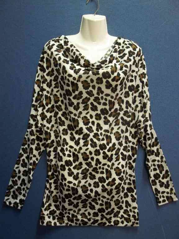 Animal Print  Long Sleeve Fashion T-Shirt - Size M