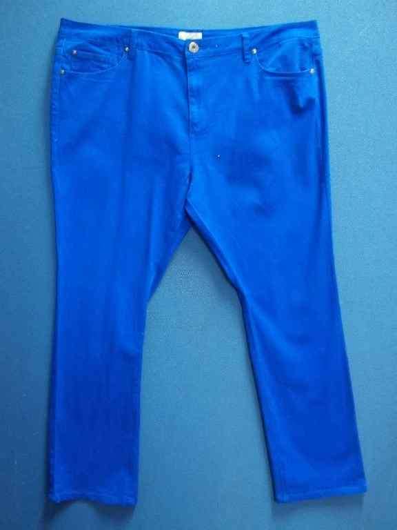 Bright Blue Fitted Stretch Denim Jeans - Size 48 * Quality Brand