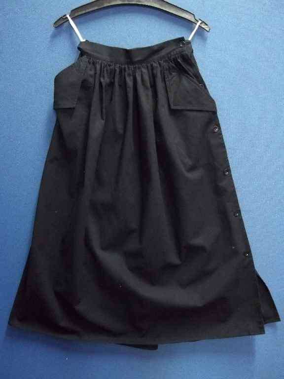 Vintage Cotton Black Skirt With Pocket & Side Button Detail - Size 32