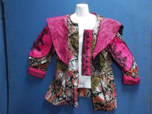 Ethnic Jacket With Embroidery Detail - Size +/- L (No Buttons)