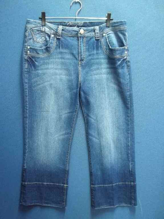 Fashion Jeans - Size 42 * Quality Brand
