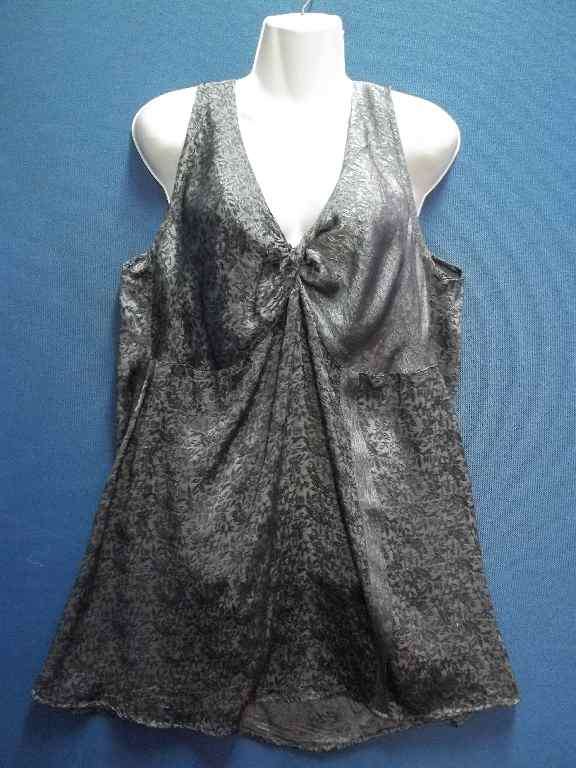 Long Length Patterned Grey Sleeveless Top - Size 2XL