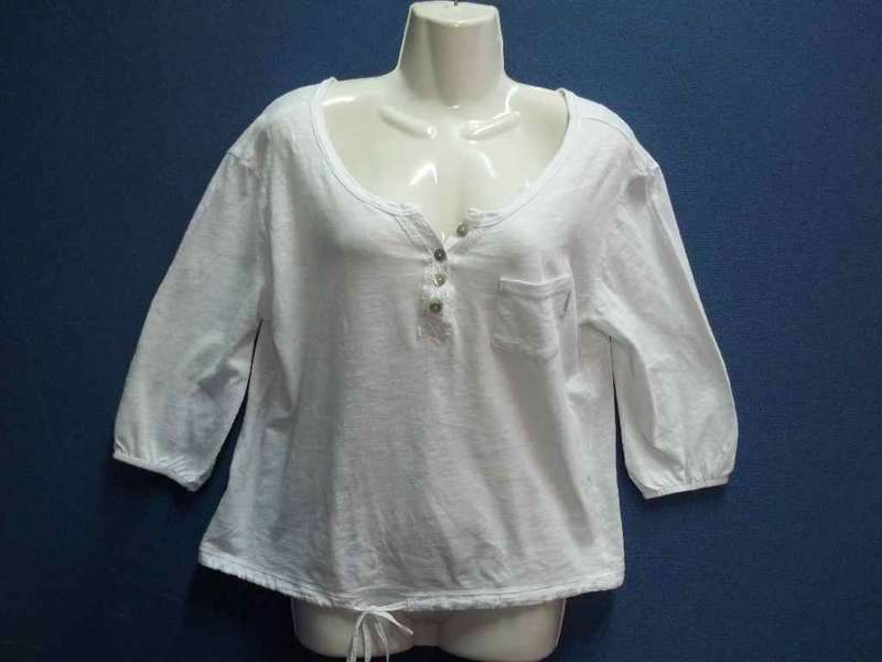 100% Cotton White Loose Fit T-Shirt,Three Quarter Sleeves & Drawstring Waist- Size 32* Quality Brand