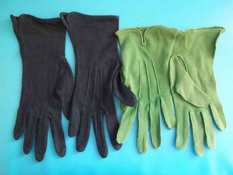 2 Pairs Of Vintage Gloves, Navy & Green - Small Size
