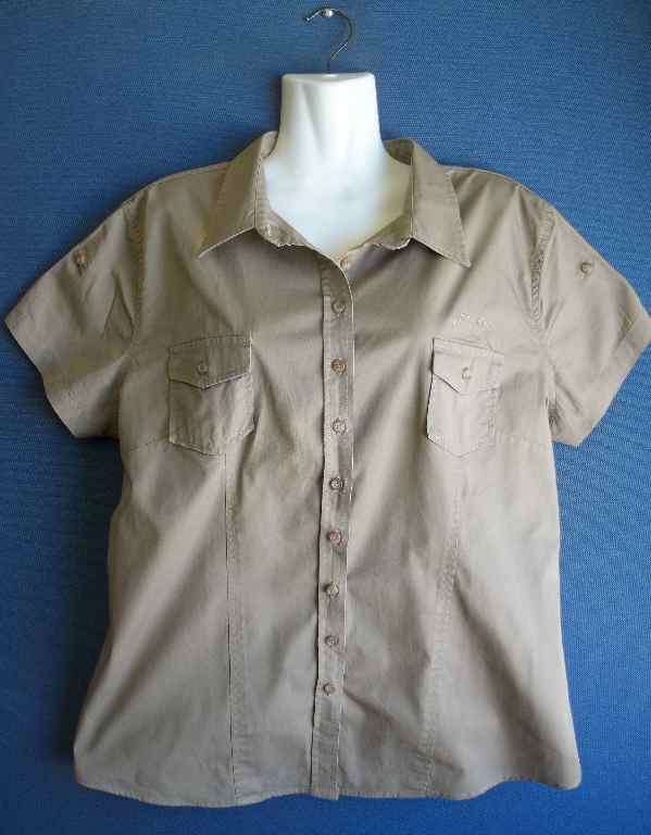100% Cotton John Deere Khaki Ladies Shirt - Chest 112cm * Quality
