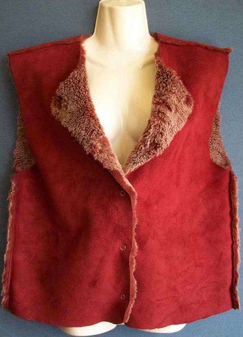 Maroon Faux Fur Fully Lined Suede Waistcoat - Chest 100cm