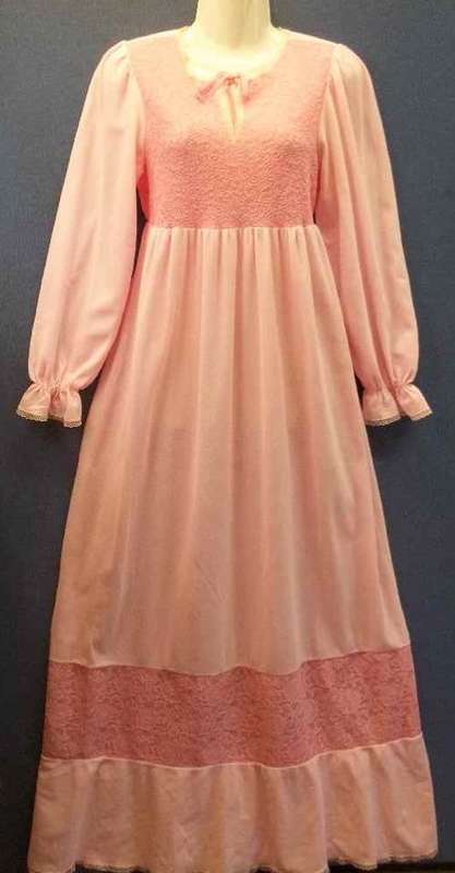 Vintage Pink Nightgown With Lace Detail - Chest 82cm