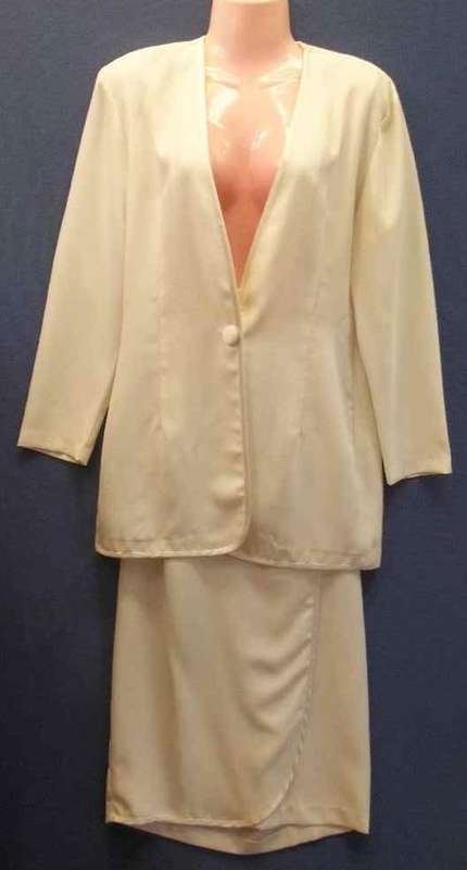 Vintage Cream Polyester Two Piece - Size 34 (Waist 66cm)