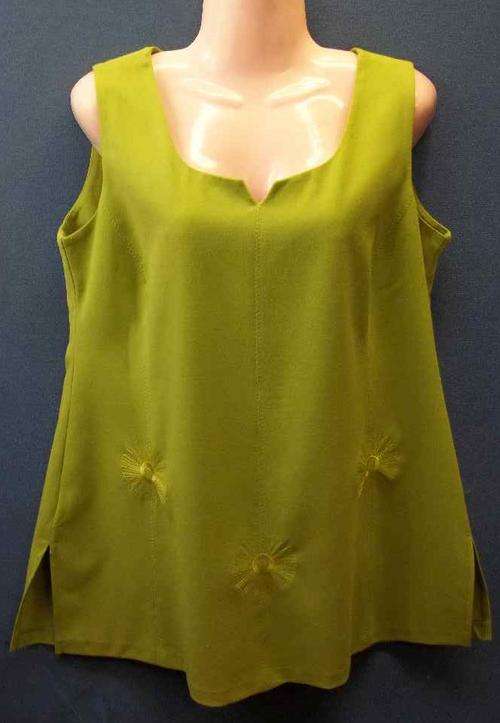 Green Stretch Polyester/Rayon Embroidered Tunic Style Top - Size 38 * Quality Brand