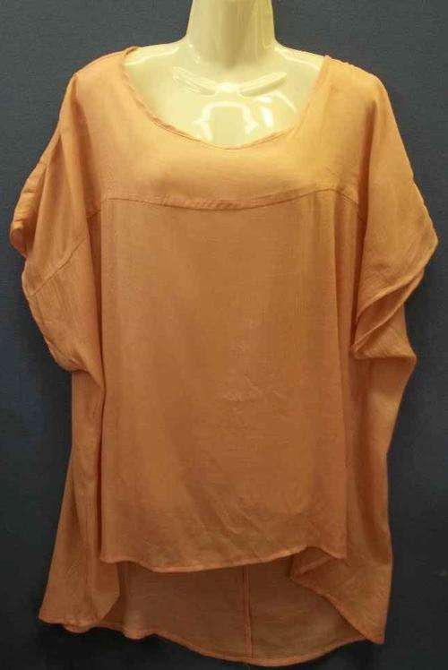 Lightweight Peach Polyester/Rayon Top - Size 48 * Quality Brand