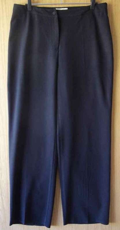 Black Stretch Polyester/Rayon Pants  - Size 42 (Waist 90-104cm, Hip 120cm) * Quality Brand