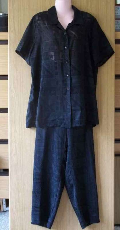 Vintage Black Patterned Polyester Two Piece - Size 40 (Waist 74cm-96cm, Hip 116cm)