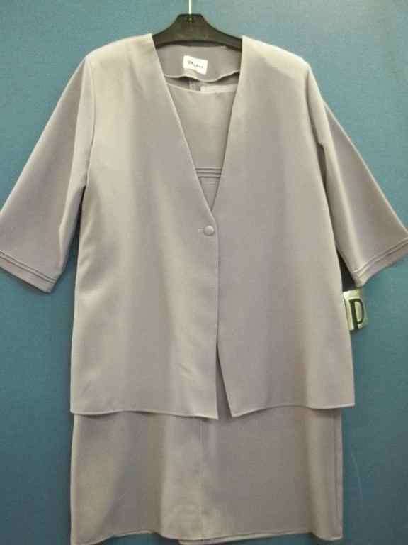 Lilac Two Piece Knee Length Dress & Jacket Set - Size 40
