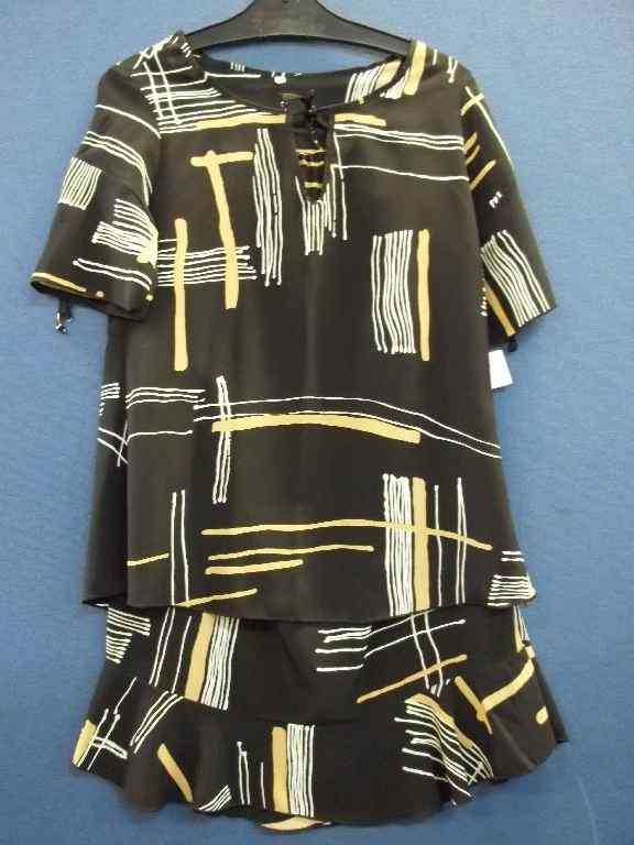 Black/White/Beige Two Piece (Knee Length Skirt) - Size 34