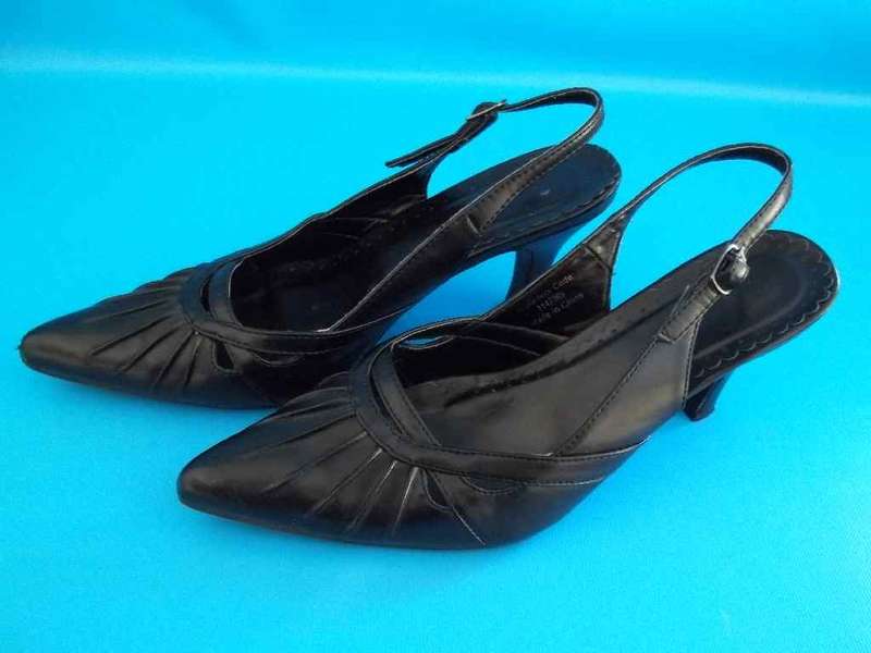 Pointy Slingback Black Shoes - Size 3