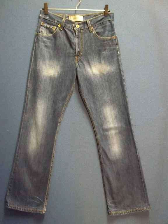 Distressed Levi  507 Jeans - Waist 78cm