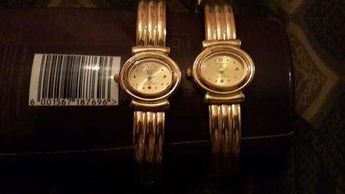 NEW BEAUTIFUL WOMENS GOLD QUARTZ WATCH