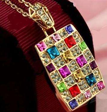 STUNNING !! EXQUISITE COLOURFUL AUSTRIAN SWAROVSKI ELEMENT CRYSTAL NECKLACE