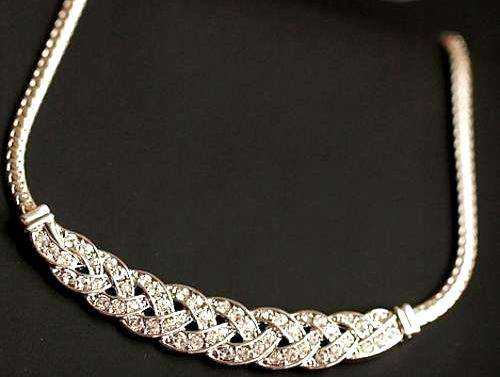 Absolutely Stunning!!! EXQUISITE!! Platinum Plated Necklace-Made With Crystal Cr. Diamonds