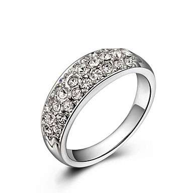 Small Pieces Simulated Diamond Austrian Crystals White Gold Plated CZ Stone Engagement Ring
