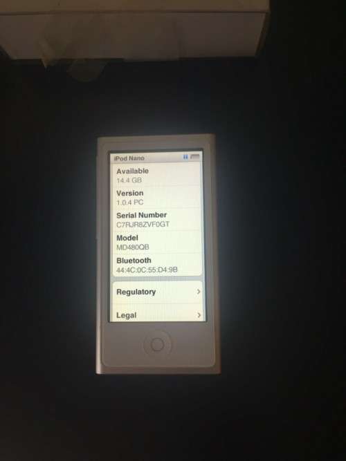 Apple Ipod Nano 16GB Silver model A3446 (7th Generation) + FREE Earpods