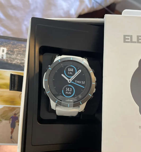 WAHOO ELEMNT RIVAL SMART SPORTS WATCH WITH GPS (WHITE)