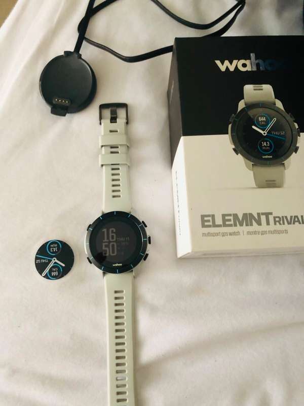 WAHOO ELEMNT RIVAL SMART SPORTS WATCH WITH GPS (WHITE)