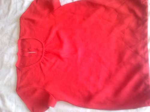 Small size chiffon red top
