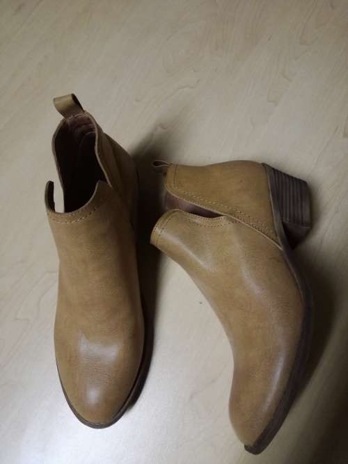 Light Brown ankle boots from Woolworths - size 5