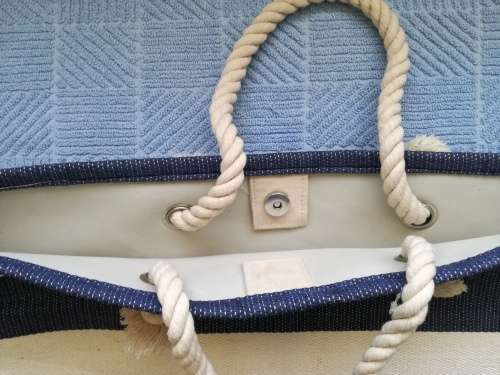 White and blue striped beach bag (Justine)