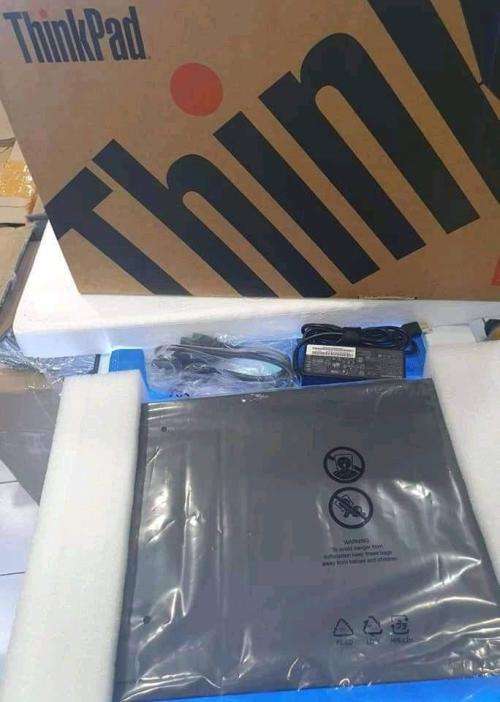 Lenovo Thinkpad Intel Core-i5 (T560) -- AUCTION STARTING AT R1.