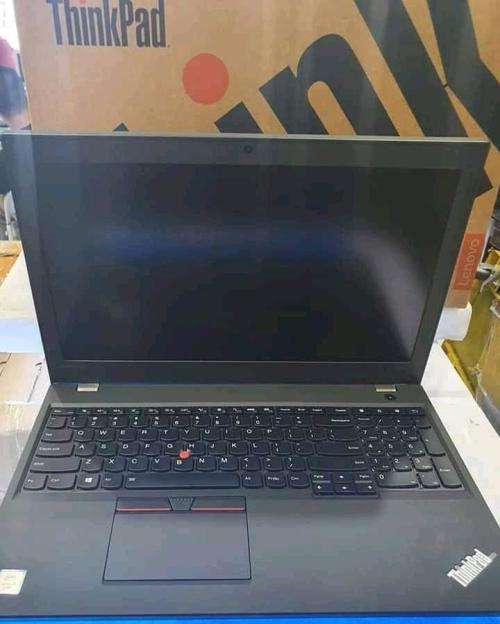Lenovo Thinkpad Intel Core-i5 (T560) -- AUCTION STARTING AT R1.