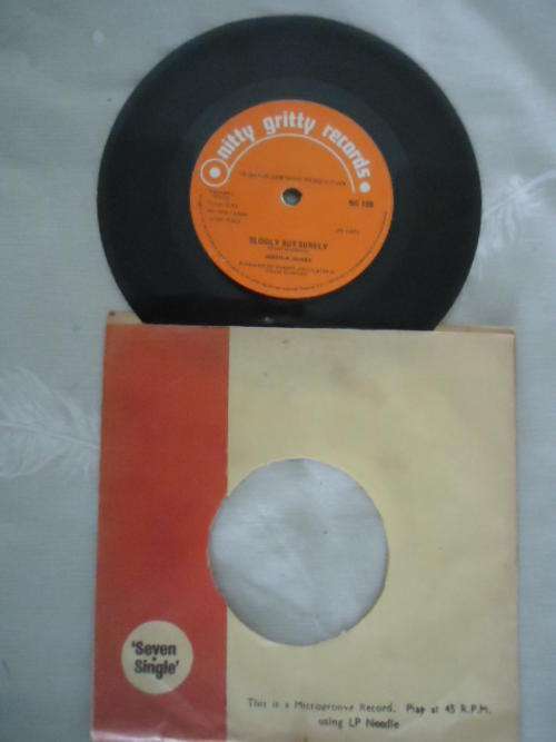 JESSICA JONES "SUNDAY, MONDAY, TUESDAY B/W SLOWLY BUT SURELY" 1972 NITTY GRITTY RPM 45 RPM 7 SINGLE