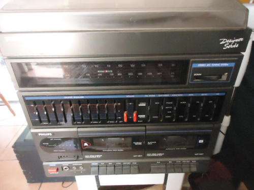 PHILIPS MODEL NUMBER F1880  HIFI-TURNTABLE/GRAPHIC EQUALIZER/RADIO & 2 TAPE DECKS-2 SPEAKERS-EXC