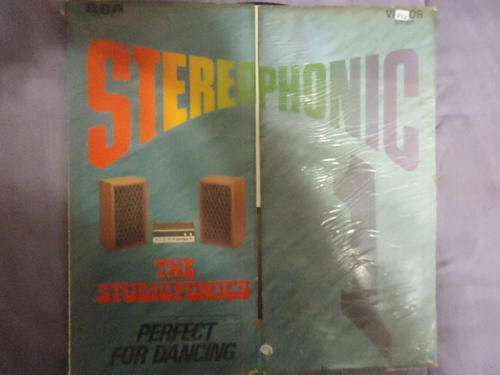 "STEROPHONIC VOLUME 1" 1968 RCA VICTOR STEREO GATEFOLD LP - OPENS OUT FROM THE CENTRE OF THE COVER