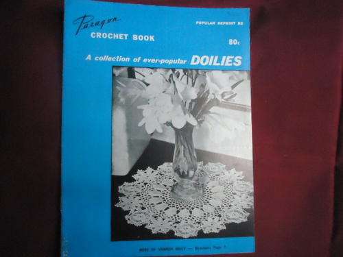 PARAGON CROCHET BOOK -  16 PAGE BOOK - A COLLECTION OF EVER POPULAR DOLLIES