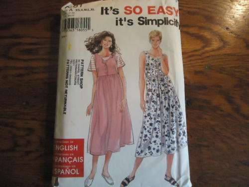 SIMPLICITY PATTERNS 9581  SIZE A = EXTRA SMALL, SMALL, MEDIUM, LARGE AND EXTRA LARGE -  COMPLETE