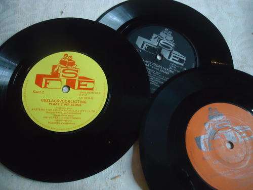 SFE GESLAGSVOORLIGTING VIR SEUNS,  - 3 X SEVEN SINGLES