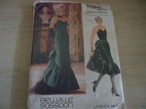 VOGUE PATTERN 1471 "BELVILLE SASSOON"  SIZE 12   COMPLETE