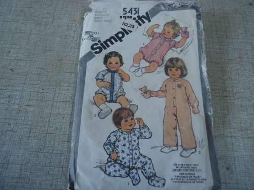SIMPLICITY PATTERNS 5431 - SIZE NEW BORN COMPLETE