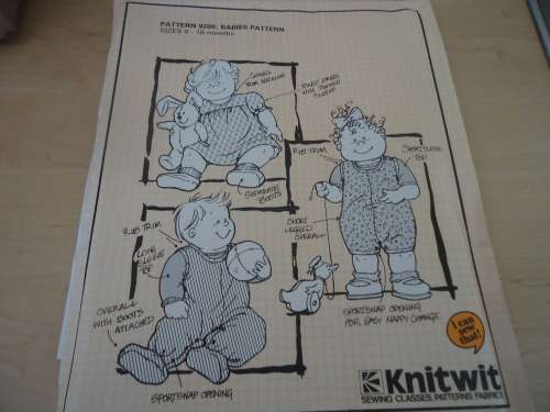 KNITWIT PATTERN 9200 - BABIES PATTERN  -SIZES 0 - 18 MONTHS - COMPLETE