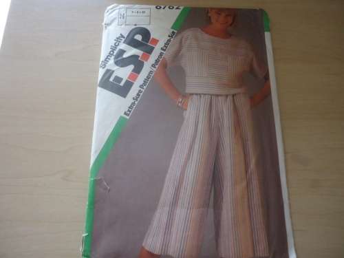 SIMPLICITY PATTERNS 6762 SIZE H = 6 + 8 + 10   COMPLETE + UNCUT
