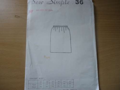 SEW SIMPLE PATTERNS NUMBER 36  "STRAIGHT SKIRT"  HIP 38" OR 97 CM
