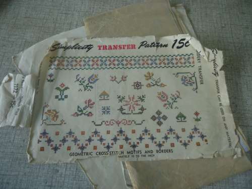 SIMPLICITY # 7172  TRANSFER PATTERN - EMBROIDERY TRANSFER -SUPPLIED IN A PLASTIC PACKET